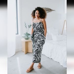 LOVE STITCH Jumpsuit Black & Ivory Floral w/ Rope Belt LARGE NEW  NWOT